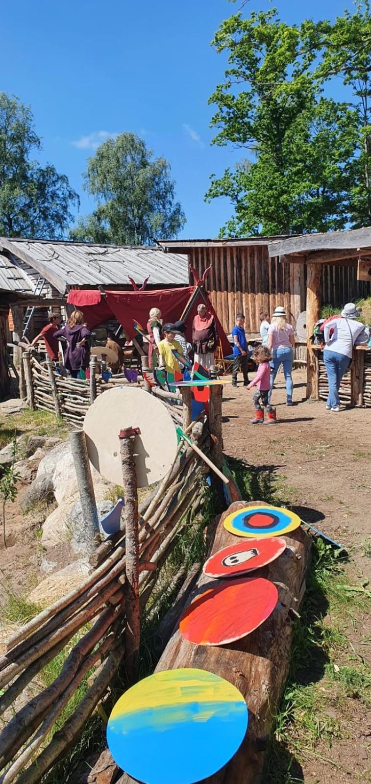 Vittfarnas Vikingaby Villa Sosdala Exteriör bild